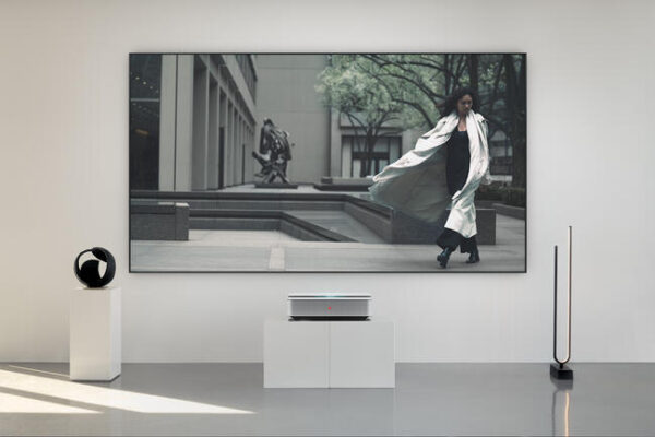 Leica Cine 1 4K Ultra Short Throw Laser Projector - Image 4